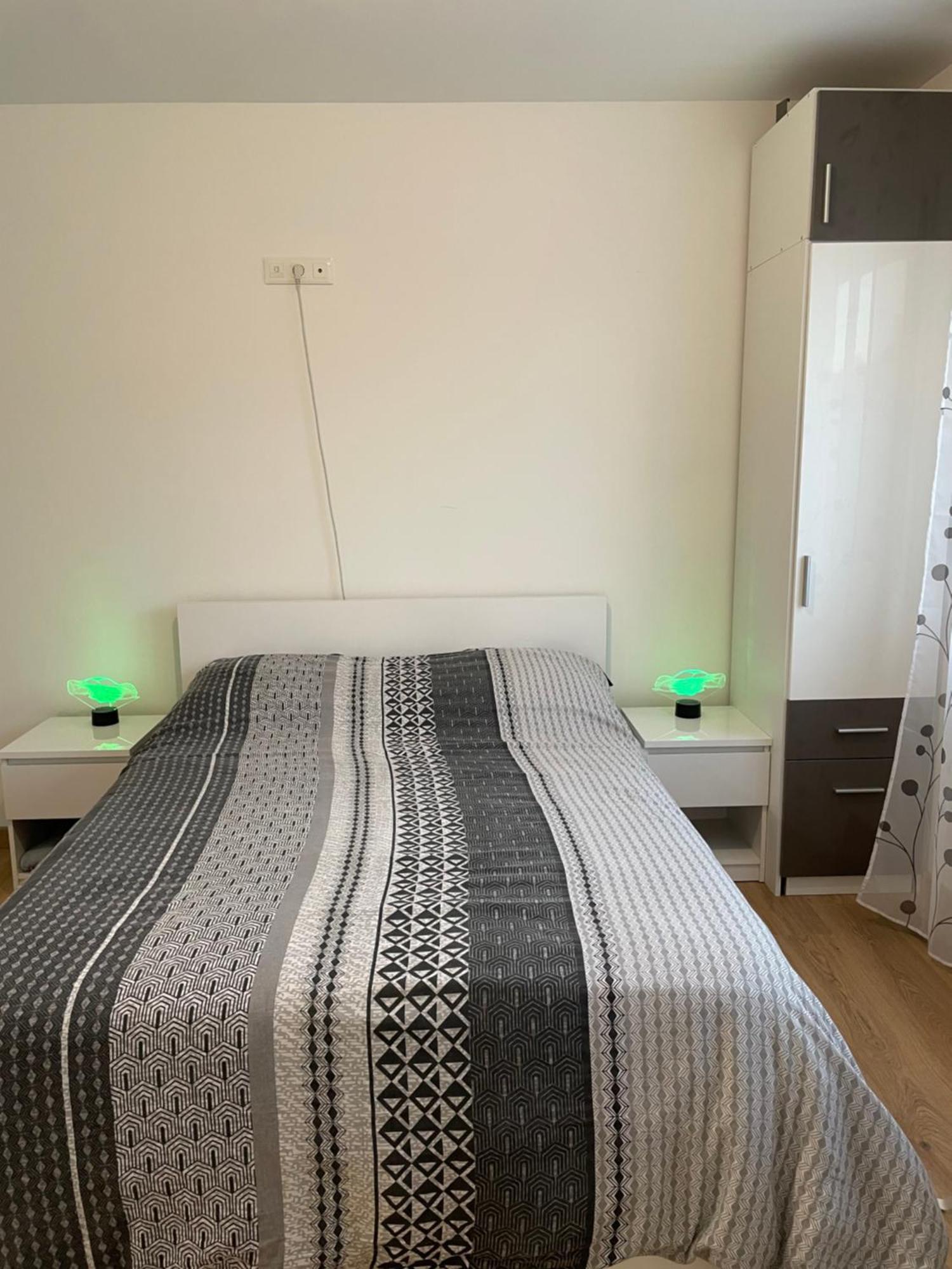 Cosy Studio, Lit Double Homestay